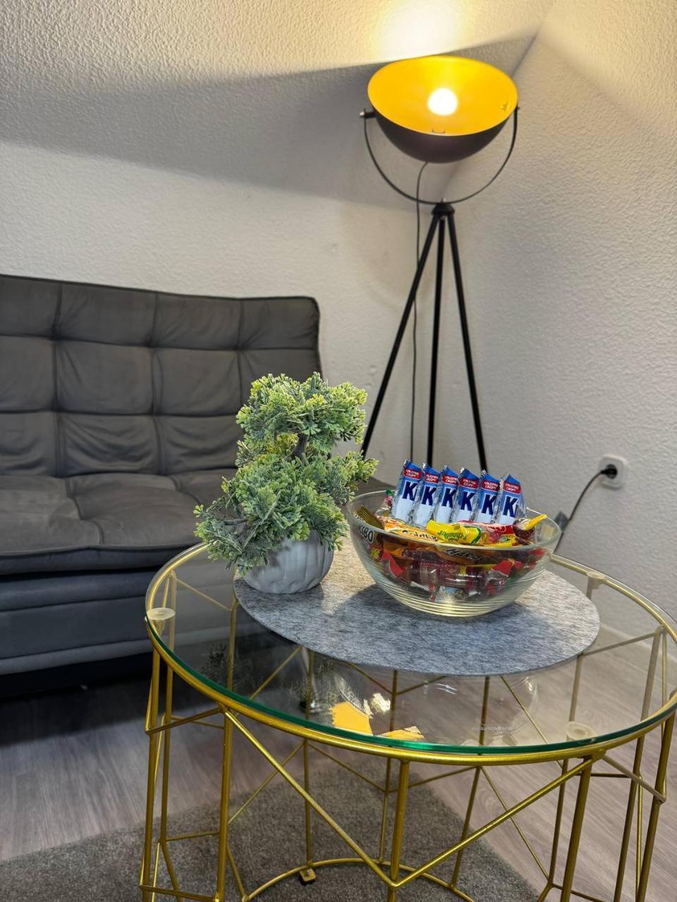 Ama Home Apartment In Hiddenhausen - Wlan, Smart-Tv - Nahe A30 & A2 - Nur 10 Min Von Herford Екстериор снимка