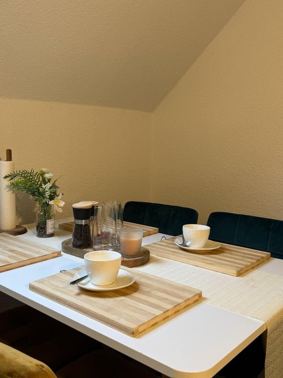 Ama Home Apartment In Hiddenhausen - Wlan, Smart-Tv - Nahe A30 & A2 - Nur 10 Min Von Herford Екстериор снимка