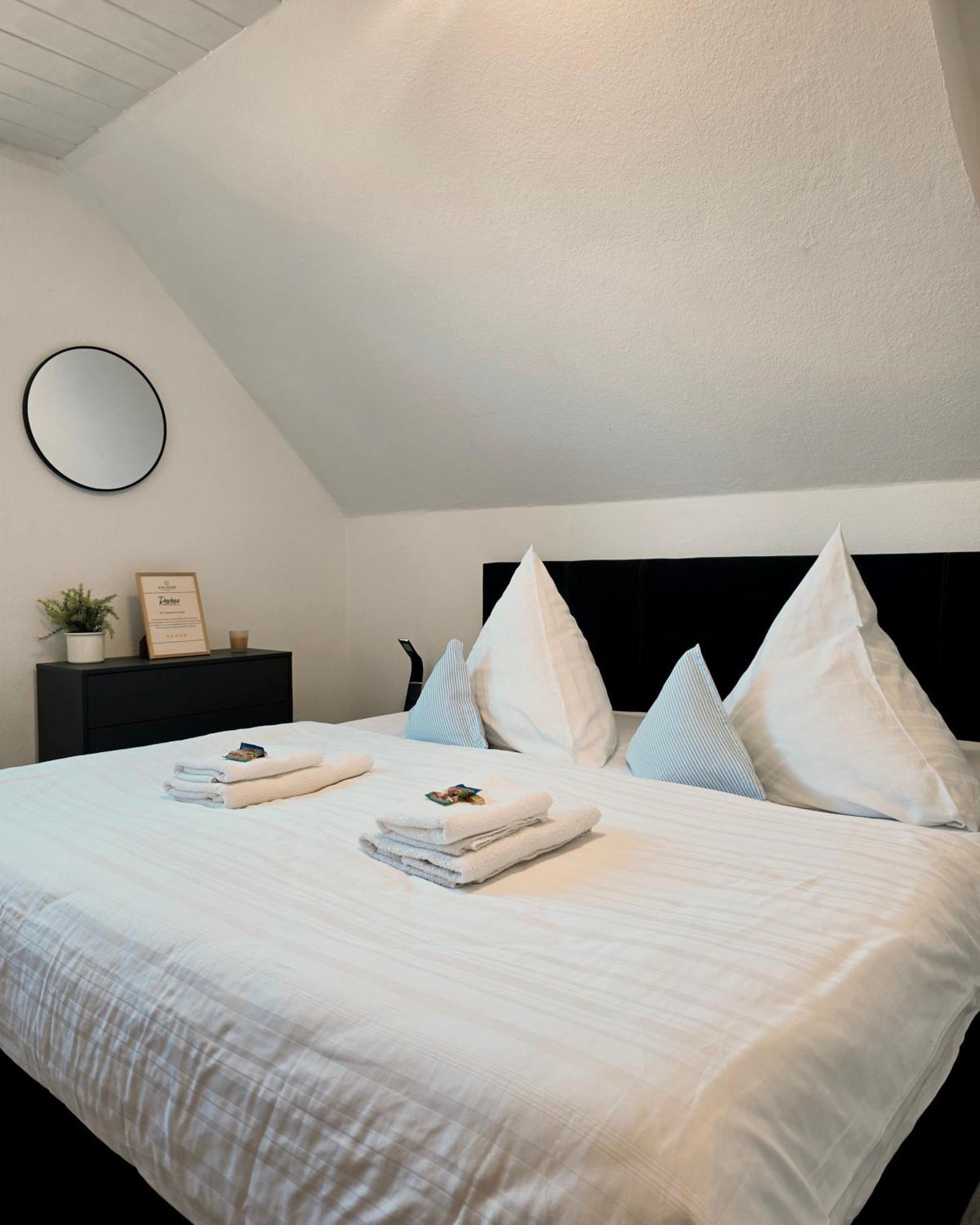 Ama Home Apartment In Hiddenhausen - Wlan, Smart-Tv - Nahe A30 & A2 - Nur 10 Min Von Herford Екстериор снимка
