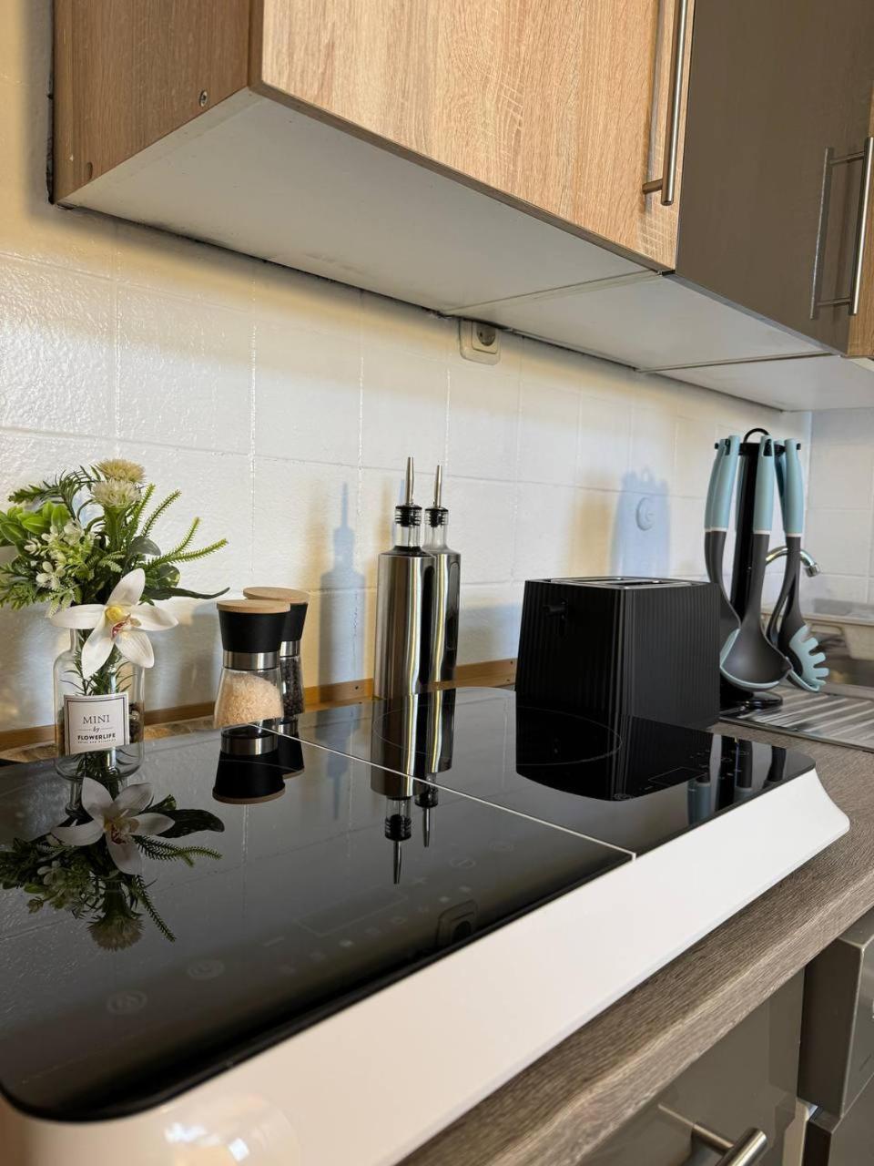 Ama Home Apartment In Hiddenhausen - Wlan, Smart-Tv - Nahe A30 & A2 - Nur 10 Min Von Herford Екстериор снимка